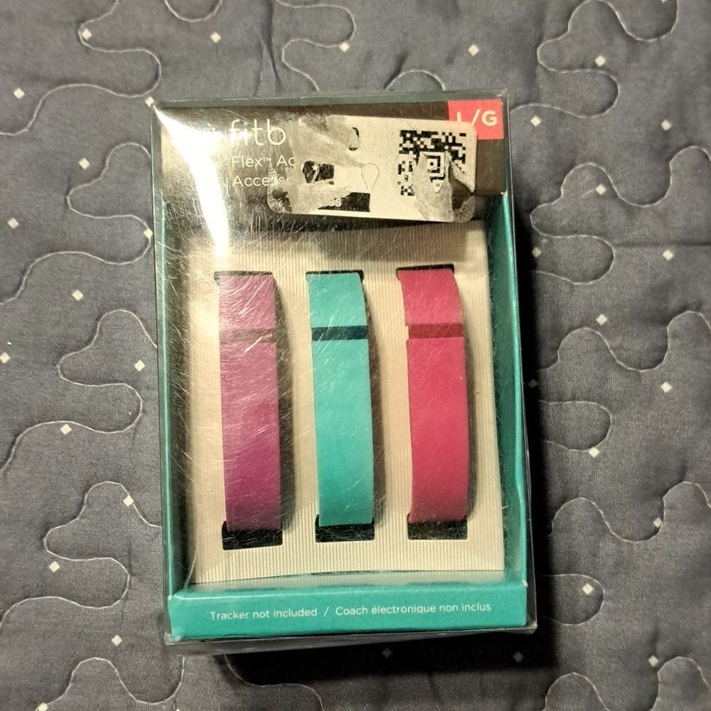 Fitbit Flex Accessory Wristbands size large - new